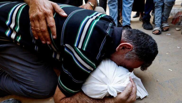 gazzede-son-durum-115i-cocuk-289-kisi-acliktan-oldu-p7GLQCa7.jpg