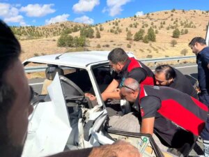 nevsehirde trafik kazasi 4 yarali XT8rp4CE.jpg
